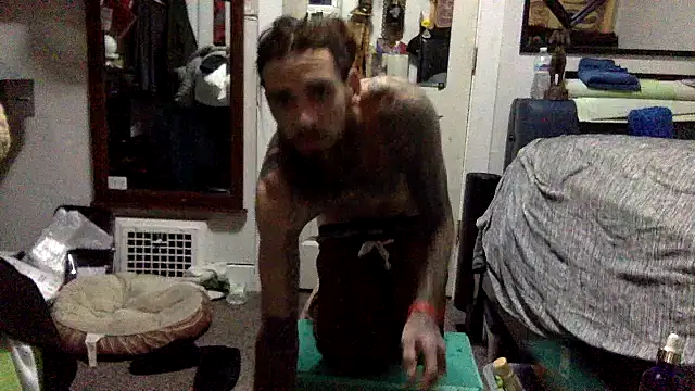 Snapshot of Robriguezxxx chatting on January 20, 12:39 pm Robriguezxxx online show from January 20, 12:39 pm