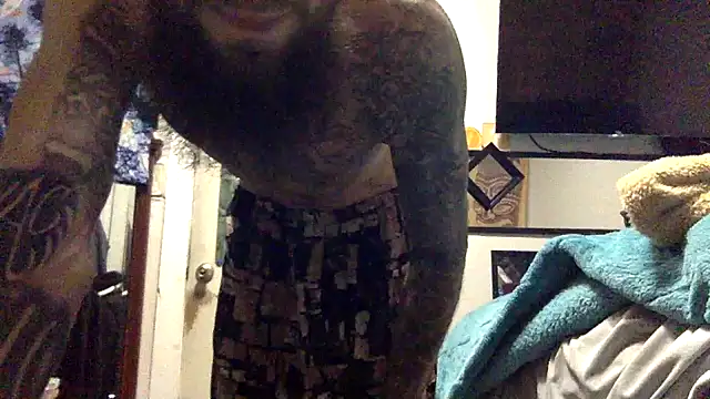 Snapshot of Robriguezxxx chatting on February 3, 3:53 am Robriguezxxx online show from February 3, 3:53 am