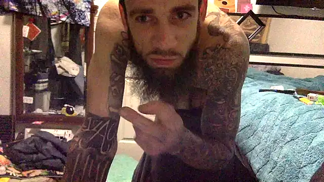 Snapshot of Robriguezxxx chatting on March 7, 10:45 am Robriguezxxx online show from March 7, 10:45 am