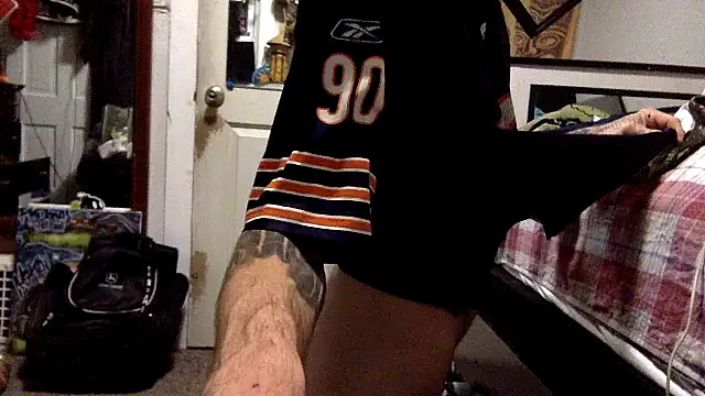 Snapshot of Robriguezxxx chatting on March 18, 1:21 am Robriguezxxx online show from March 18, 1:21 am