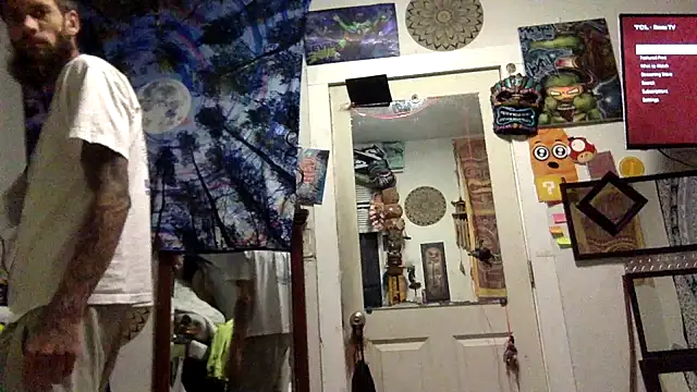 Snapshot of Robriguezxxx chatting on October 12, 4:33 am Robriguezxxx online show from October 12, 4:33 am