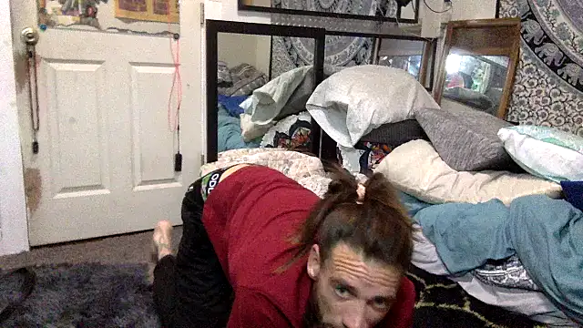 Snapshot of Robriguezxxx chatting on October 21, 4:51 pm Robriguezxxx online show from October 21, 4:51 pm