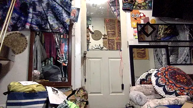 Snapshot of Robriguezxxx chatting on October 25, 1:02 am Robriguezxxx online show from October 25, 1:02 am