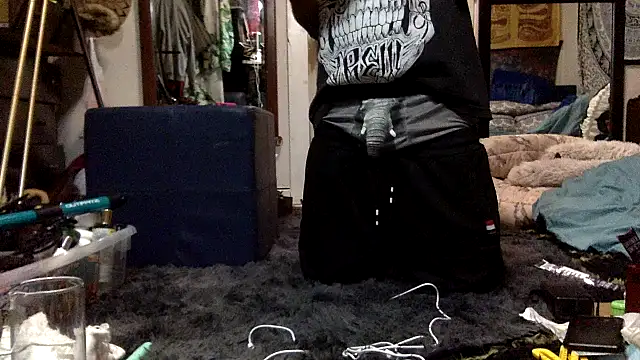 Snapshot of Robriguezxxx chatting on October 26, 4:29 am Robriguezxxx online show from October 26, 4:29 am