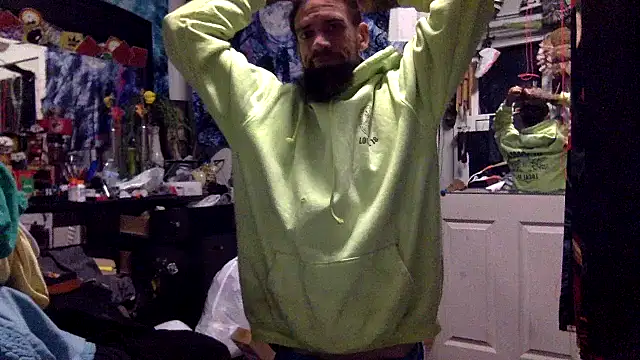 Snapshot of Robriguezxxx chatting on November 4, 5:28 am Robriguezxxx online show from November 4, 5:28 am