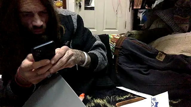 Snapshot of Robriguezxxx chatting on December 14, 5:35 am Robriguezxxx online show from December 14, 5:35 am