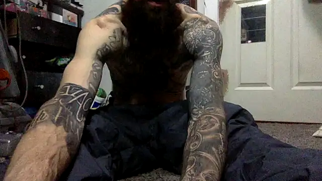 Snapshot of Robriguezxxx chatting on April 8, 4:12 am Robriguezxxx online show from April 8, 4:12 am