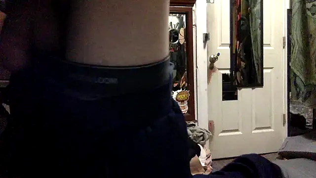 Snapshot of Robriguezxxx chatting on April 21, 7:36 am Robriguezxxx online show from April 21, 7:36 am
