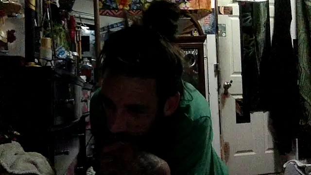 Snapshot of Robriguezxxx chatting on April 22, 5:43 am Robriguezxxx online show from April 22, 5:43 am