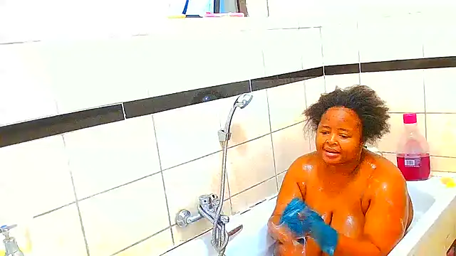 Snapshot of GoddessTitts chatting on March 1, 5:05 pm GoddessTitts online show from March 1, 5:05 pm