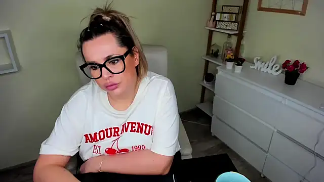 teaseDiana online show from February 20, 6:50 am