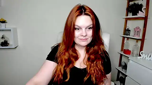 Snapshot of teaseDiana chatting on June 15, 5:53 am teaseDiana online show from June 15, 5:53 am