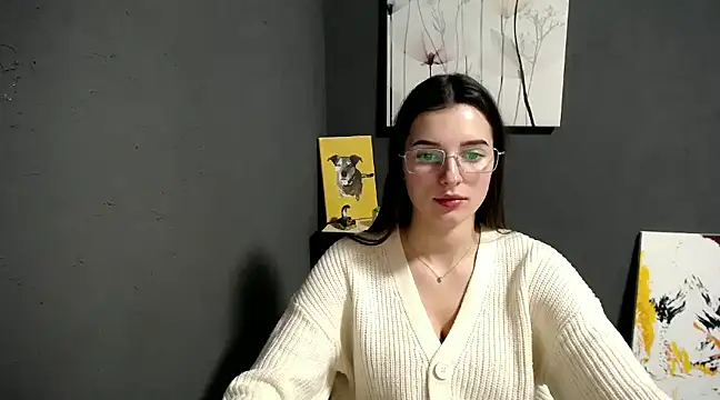 lady olivia  online show from January 16, 6:48 pm