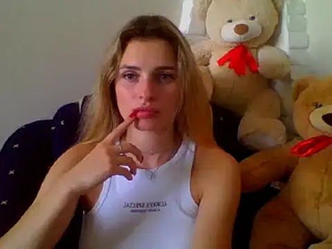 lady olivia  online show from July 16, 7:58 am