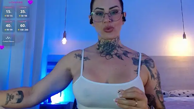 YasmimBrasil online show from October 11, 9:19 am