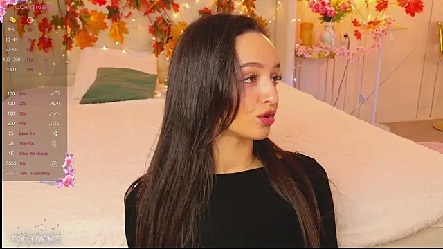 Snapshot of Lolly_Neal chatting on November 15, 4:54 am Lolly Neal online show from November 15, 4:54 am