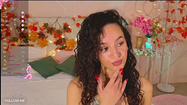 Snapshot of Lolly_Neal chatting on November 26, 4:57 am Lolly Neal online show from November 26, 4:57 am