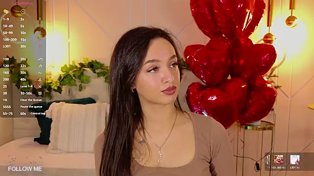 Snapshot of Lolly_Neal chatting on February 17, 4:42 am Lolly Neal online show from February 17, 4:42 am