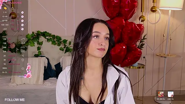 Snapshot of Lolly_Neal chatting on February 20, 4:42 am Lolly Neal online show from February 20, 4:42 am