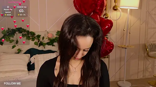 Snapshot of Lolly_Neal chatting on February 21, 4:46 am Lolly Neal online show from February 21, 4:46 am