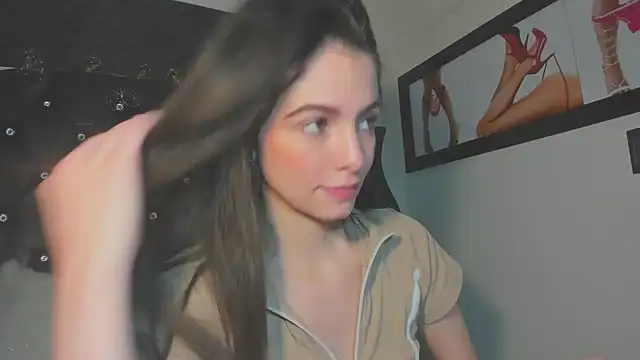 Snapshot of diana_queen_ chatting on February 26, 11:59 pm diana queen online show from February 26, 11:59 pm