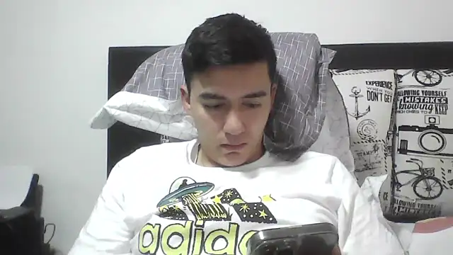 Estebitan vm online show from February 15, 10:17 pm