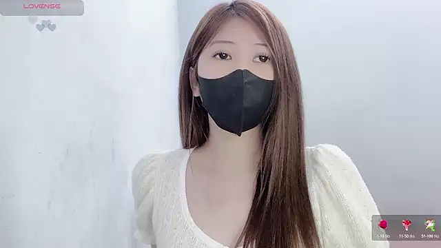 tanhxiu online show from March 15, 12:11 pm