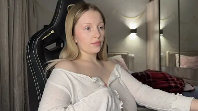 x ivy x online show from January 4, 6:51 pm