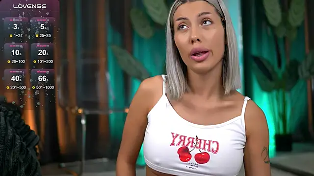 AudreyZanne online show from September 16, 3:18 am