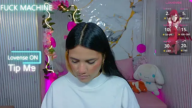 Chiara tay online show from June 10, 7:35 pm