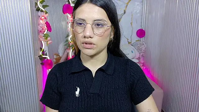 Chiara tay online show from June 12, 7:13 pm