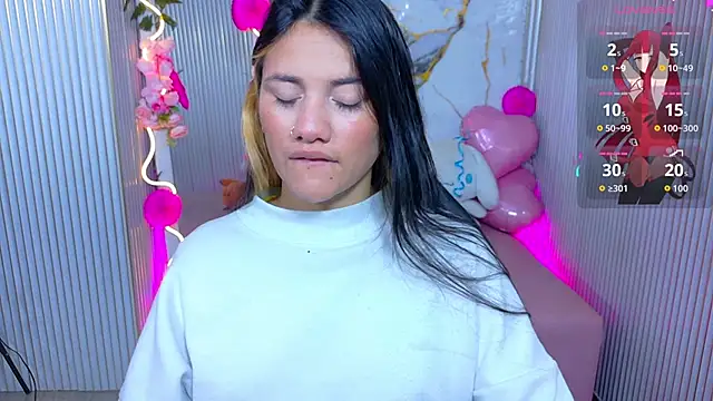 Chiara tay online show from June 19, 11:47 am