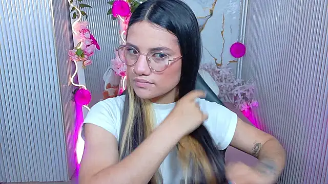 Chiara tay online show from June 23, 11:41 am