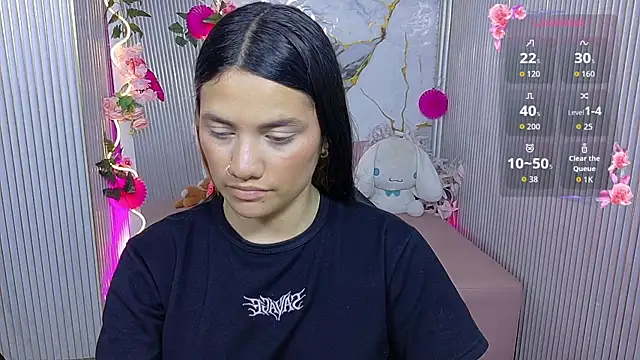 Chiara tay online show from July 2, 7:20 pm