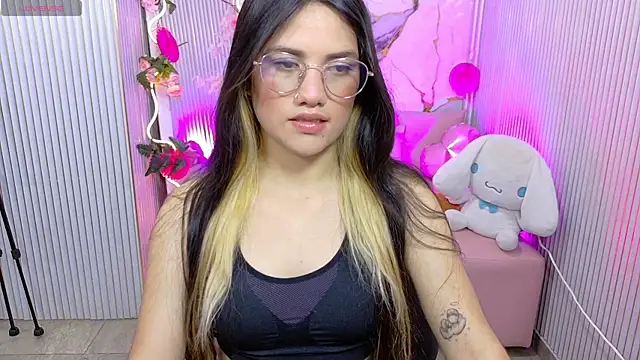 Chiara tay online show from July 25, 7:11 pm