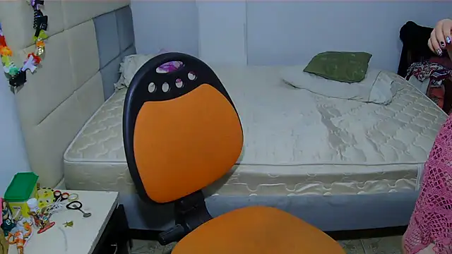 Jones alexia online show from June 17, 6:49 am