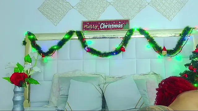 RubyRossel online show from December 4, 11:13 pm