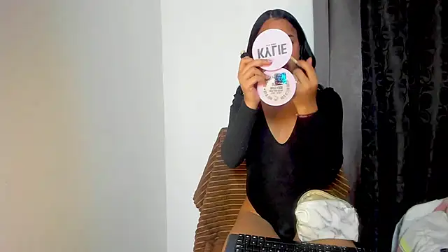 meghanSusexx online show from January 16, 8:57 pm