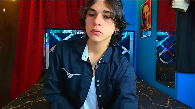 Luke Howland online show from March 5, 11:05 pm