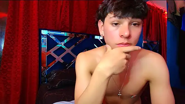 Luke Howland online show from October 8, 12:19 am