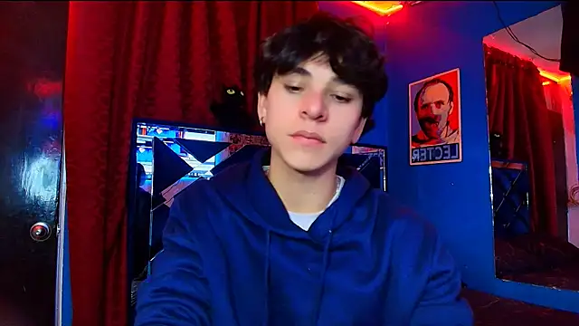 Luke Howland online show from November 26, 2:45 am