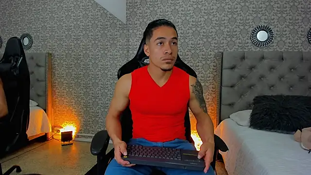 Bryson Collins  online show from January 15, 11:21 am