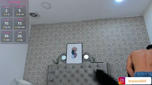 Bryson Collins  online show from September 15, 11:16 pm