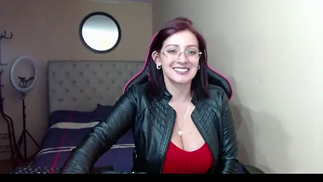 Carol Scottt online show from February 21, 5:46 am