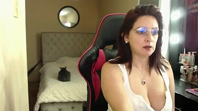 Snapshot of Carol_Scottt chatting on February 14, 7:10 pm Carol Scottt online show from February 14, 7:10 pm