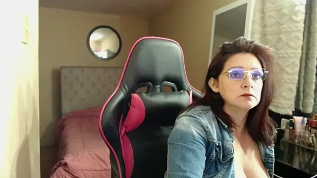 Snapshot of Carol_Scottt chatting on March 5, 5:58 am Carol Scottt online show from March 5, 5:58 am