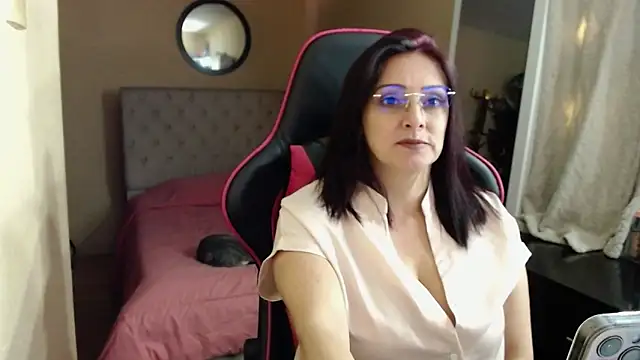 Snapshot of Carol_Scottt chatting on March 18, 9:18 pm Carol Scottt online show from March 18, 9:18 pm