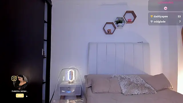 Madison evans1 online show from September 13, 4:12 am