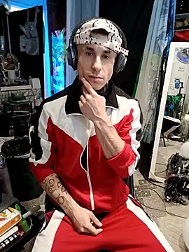 Snapshot of --D-a-D-D-y- chatting on September 23, 1:30 am --D-a-D-D-y- online show from September 23, 1:30 am