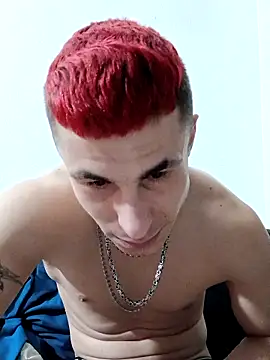 Snapshot of --D-a-D-D-y- chatting on March 1, 7:32 am --D-a-D-D-y- online show from March 1, 7:32 am